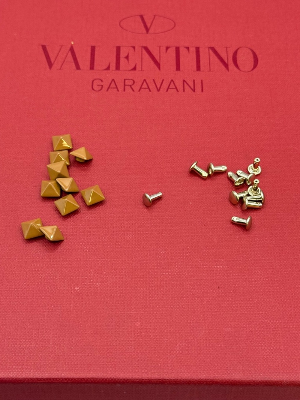 Valentino Garavani Single Rockstud – Brown Tone with Platino Post